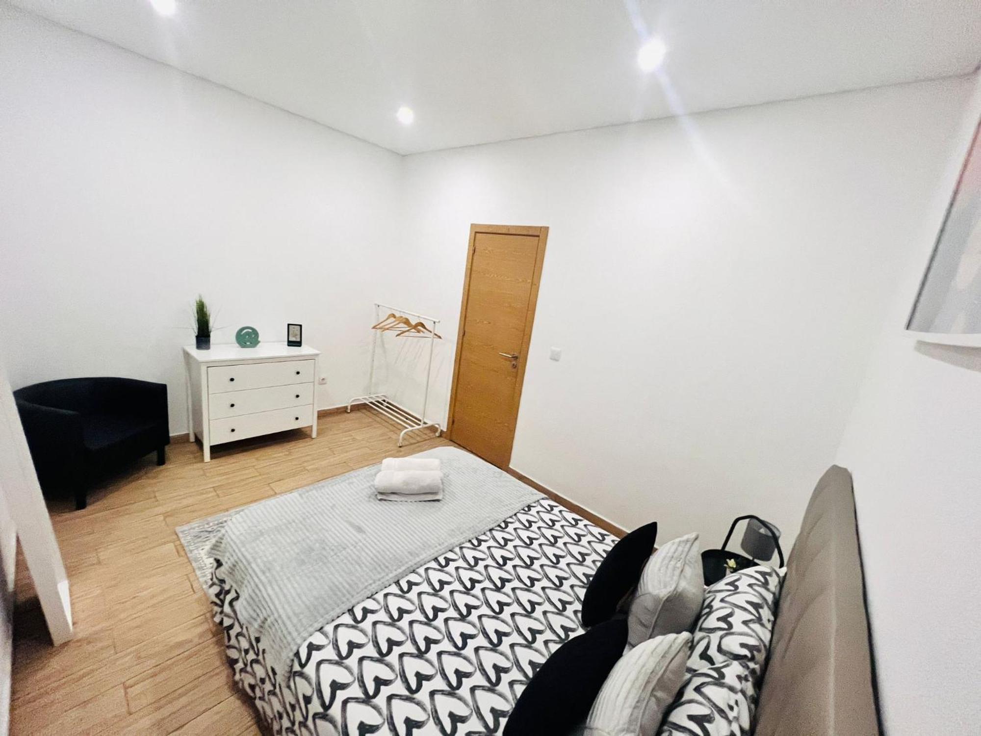 Rooms, Ideal Location For Tourists Hostel