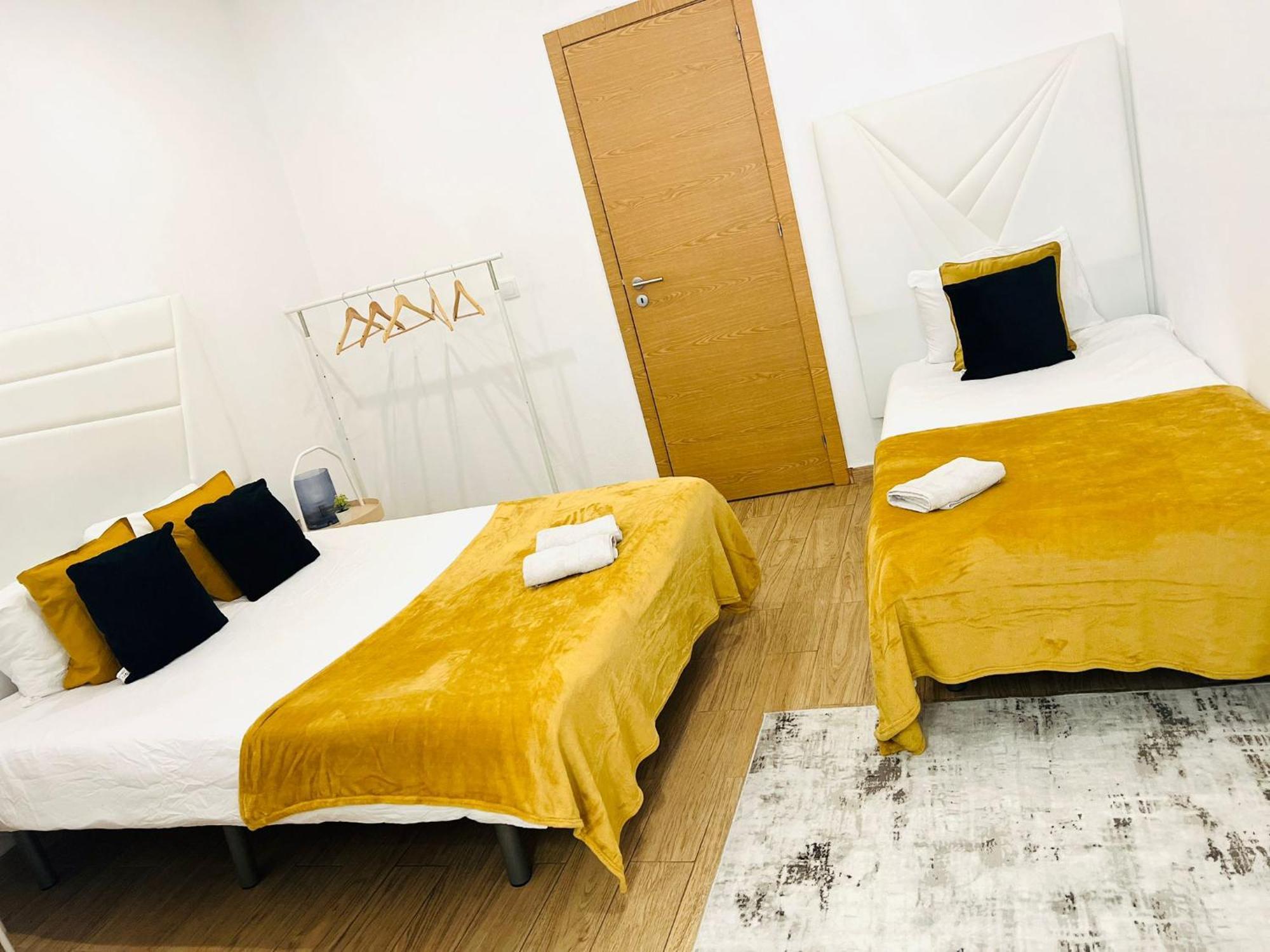 Rooms, Ideal Location For Tourists Hostel